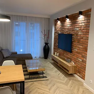 https://apartmentsun-island.hotelswroclaw.com