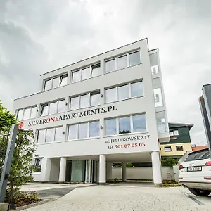 https://silver-one-apartments.gdanskhotel.org